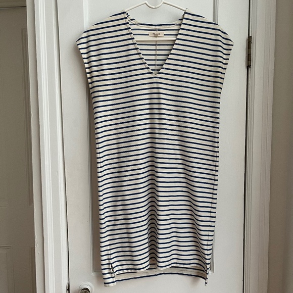 Madewell | Striped Vacances Dress - Picture 2 of 5